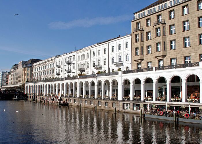 Blick auf die Binnenalster in Hamburg